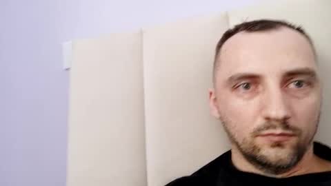 zenek1989007 online show from April 4, 5:49 am