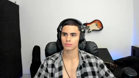 zenzhu online show from April 13, 11:59 am