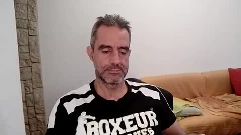 Snapshot of zenikk chatting on September 26, 4:11 pm zenikk online show from September 26, 4:11 pm