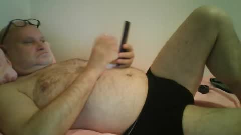 Snapshot of zentaurus59 chatting on October 6, 6:11 am zentaurus59 online show from October 6, 6:11 am