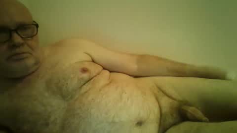 Snapshot of zentaurus59 chatting on October 11, 4:05 pm zentaurus59 online show from October 11, 4:05 pm
