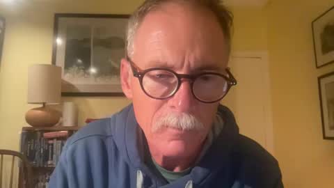 Snapshot of zephr1 chatting on December 10, 5:55 pm zephr1 online show from December 10, 5:55 pm