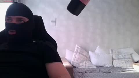 Snapshot of zeropolka18 chatting on April 27, 3:10 pm Ru Angel online show from April 27, 3:10 pm