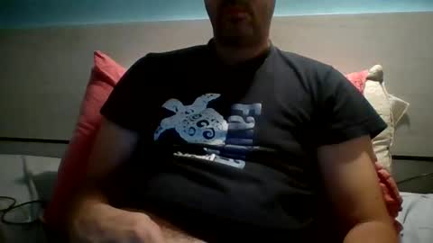 Snapshot of zeus00811 chatting on September 16, 4:46 am zeus online show from September 16, 4:46 am