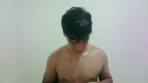 zeus_183 online show from September 10, 10:54 pm