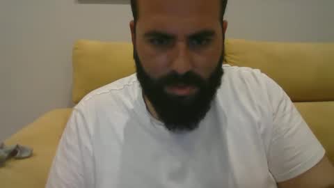 Snapshot of zeusateneo chatting on February 18, 10:25 pm Zeus online show from February 18, 10:25 pm