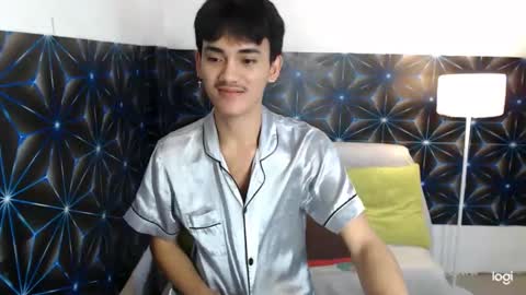 Snapshot of zevierbalte chatting on January 17, 11:27 am zavier skinny asian online show from January 17, 11:27 am