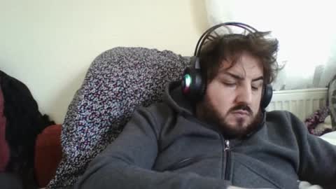 Snapshot of zh1nasah chatting on March 19, 9:24 am zH1NaSaH online show from March 19, 9:24 am