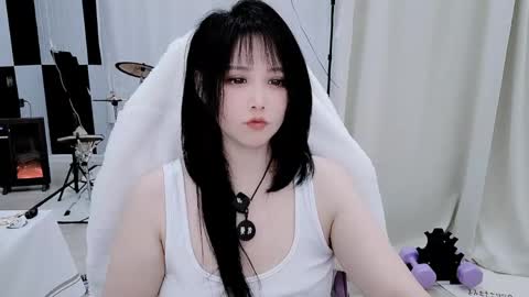 zhen online show from April 12, 7:19 pm