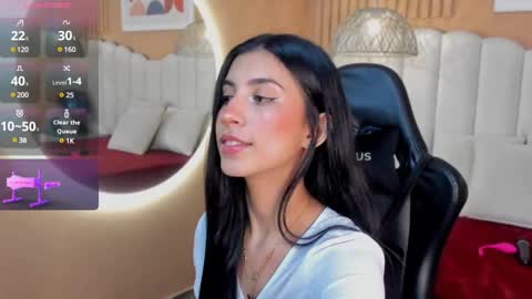 Snapshot of zia_cooper chatting on March 6, 6:59 pm ZIA online show from March 6, 6:59 pm