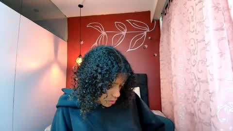 Zia Green online show from December 7, 11:07 am