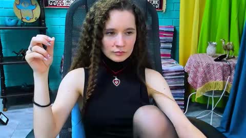 zianichols online show from March 10, 9:53 am