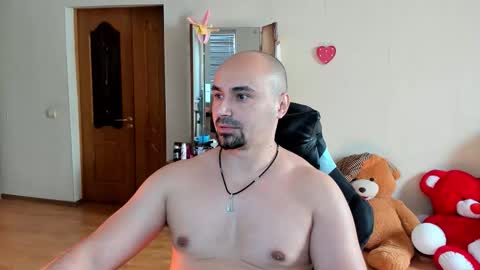 Snapshot of ziesh chatting on October 6, 9:18 am Ziesh online show from October 6, 9:18 am