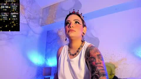 zihaadams_ online show from April 29, 5:30 pm