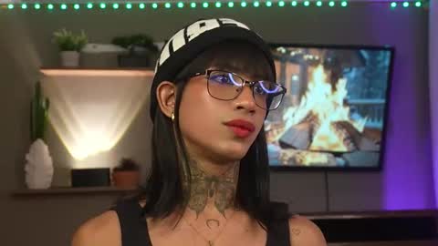 Zion  online show from December 5, 5:09 pm