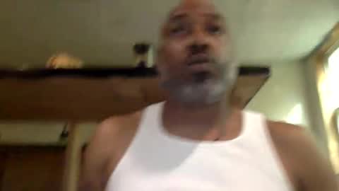 Snapshot of zionlion22 chatting on April 26, 2:04 pm zionlion22 online show from April 26, 2:04 pm