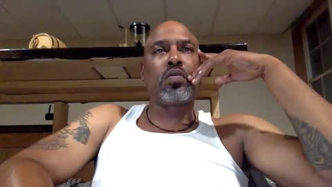 Snapshot of zionlion22 chatting on May 10, 3:01 am zionlion22 online show from May 10, 3:01 am
