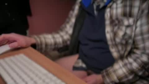 Snapshot of ziotano_98 chatting on December 9, 7:18 pm Mauro online show from December 9, 7:18 pm