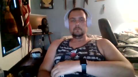 Snapshot of zippy9157 chatting on July 10, 3:03 pm zippy9157 online show from July 10, 3:03 pm
