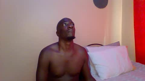 Snapshot of zlatann2012 chatting on March 7, 8:56 am Zlatann2012 online show from March 7, 8:56 am