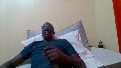 Snapshot of zlatann2012 chatting on September 15, 10:21 pm Zlatann2012 online show from September 15, 10:21 pm