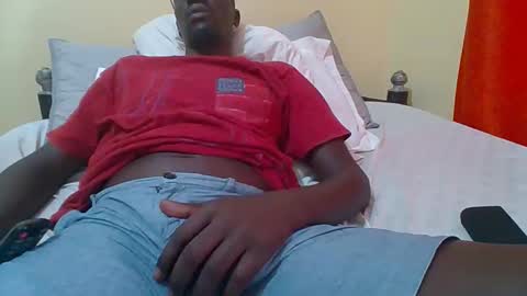 Snapshot of zlatann2012 chatting on September 18, 9:44 am Zlatann2012 online show from September 18, 9:44 am