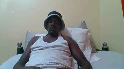 Snapshot of zlatann2012 chatting on September 19, 8:09 pm Zlatann2012 online show from September 19, 8:09 pm