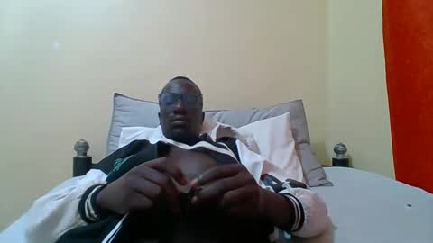 Snapshot of zlatann2012 chatting on September 25, 9:40 pm Zlatann2012 online show from September 25, 9:40 pm