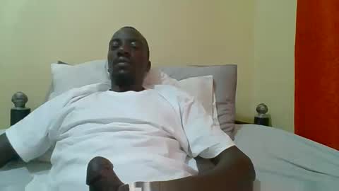 Snapshot of zlatann2012 chatting on October 1, 5:24 am Zlatann2012 online show from October 1, 5:24 am