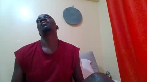 Snapshot of zlatann2012 chatting on October 7, 9:06 am Zlatann2012 online show from October 7, 9:06 am