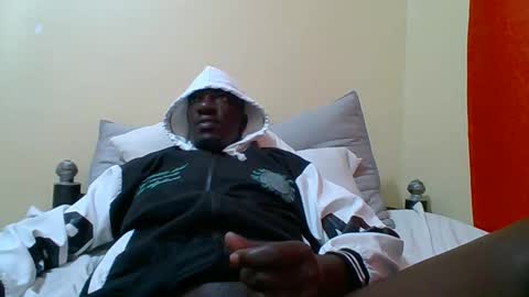 Snapshot of zlatann2012 chatting on October 7, 9:12 pm Zlatann2012 online show from October 7, 9:12 pm