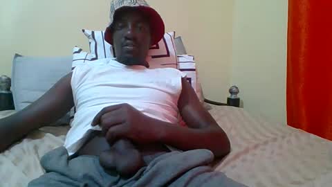 Snapshot of zlatann2012 chatting on October 18, 11:00 am Zlatann2012 online show from October 18, 11:00 am