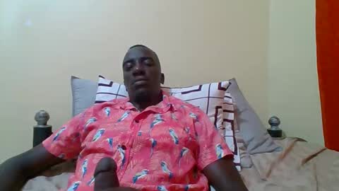 Snapshot of zlatann2012 chatting on November 8, 7:23 pm Zlatann2012 online show from November 8, 7:23 pm