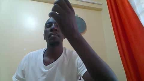 Snapshot of zlatann2012 chatting on November 10, 7:18 am Zlatann2012 online show from November 10, 7:18 am