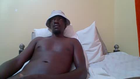 Snapshot of zlatann2012 chatting on November 16, 9:37 am Zlatann2012 online show from November 16, 9:37 am