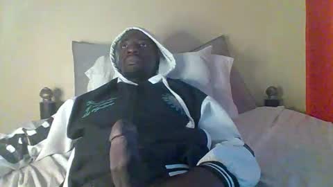 Snapshot of zlatann2012 chatting on November 28, 3:31 am Zlatann2012 online show from November 28, 3:31 am