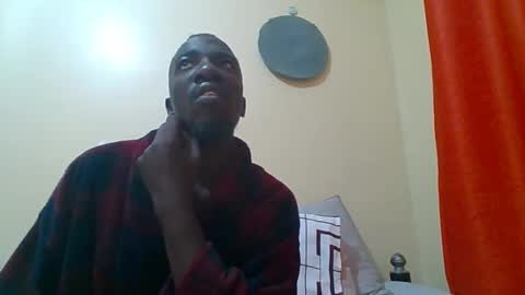 Snapshot of zlatann2012 chatting on December 17, 9:43 pm Zlatann2012 online show from December 17, 9:43 pm