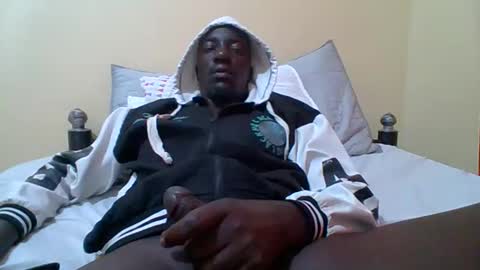 Snapshot of zlatann2012 chatting on January 7, 11:40 pm Zlatann2012 online show from January 7, 11:40 pm