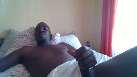 Snapshot of zlatann2012 chatting on January 8, 11:45 am Zlatann2012 online show from January 8, 11:45 am