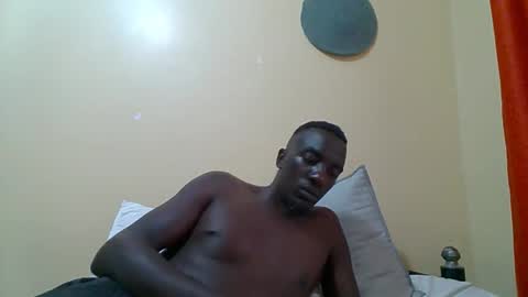 Snapshot of zlatann2012 chatting on January 12, 2:55 pm Zlatann2012 online show from January 12, 2:55 pm