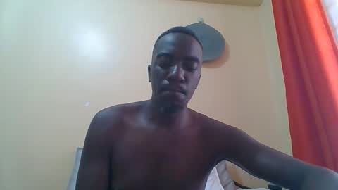 Snapshot of zlatann2012 chatting on January 19, 9:13 am Zlatann2012 online show from January 19, 9:13 am