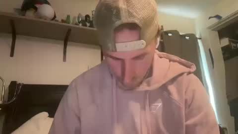 Snapshot of zmac0214 chatting on October 14, 7:03 pm Gregm0419 online show from October 14, 7:03 pm