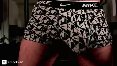 Z   online show from November 14, 10:18 pm