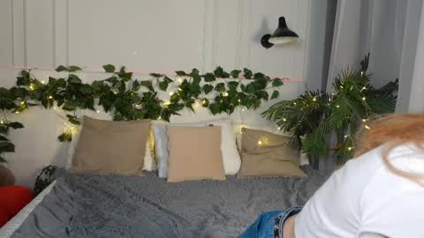 Im Zoe online show from January 17, 2:11 pm