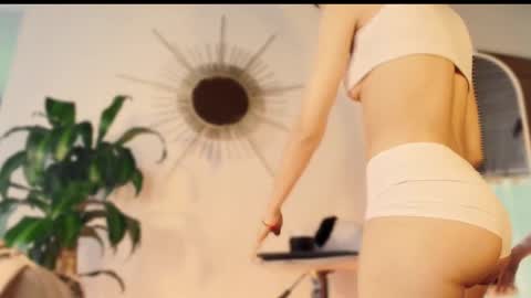 Zoe Baker online show from June 6, 6:34 pm