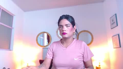 Snapshot of zoe_hecate chatting on February 6, 10:40 am zoe_hecate online show from February 6, 10:40 am