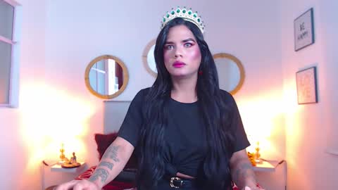 Snapshot of zoe_hecate chatting on February 7, 11:14 am zoe_hecate online show from February 7, 11:14 am