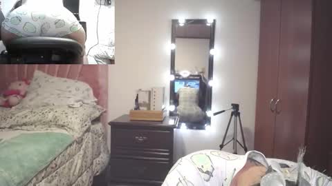 zoe hotxxx online show from February 16, 12:07 am