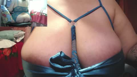 zoe hotxxx online show from April 16, 2:07 pm