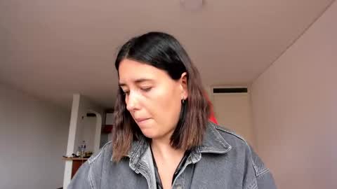 ZOE online show from February 26, 7:27 pm